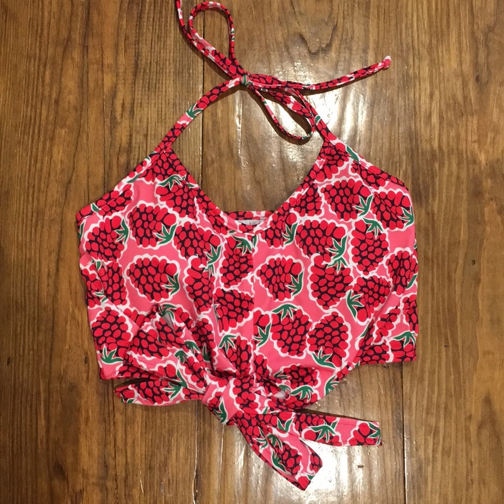 Kortni Jeane raspberry tie top, size XS.